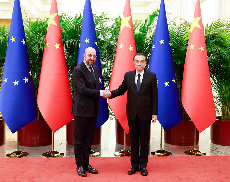 12月1日下午，国务院总理李克强在北京人民大会堂会见欧洲理事会主席米歇尔。新华社记者 丁林 摄